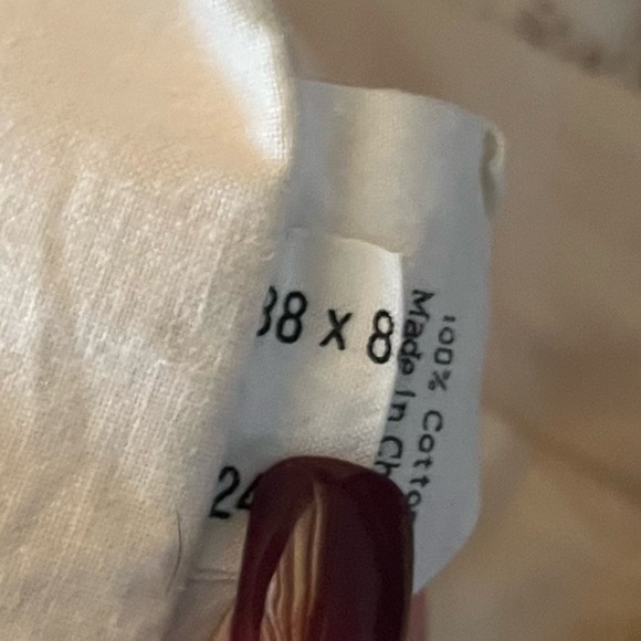 Vintage 1987 Queen Size Quilt and Two Matching Pillow Shams - Picture 5 of 9